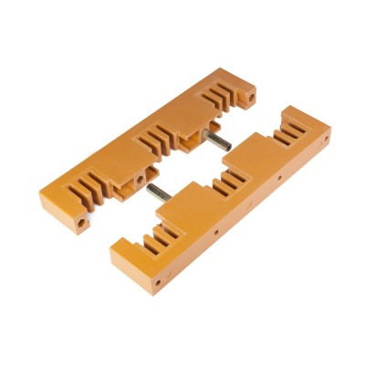 Держатель шин Deluxe ШД-3/3 (10*120) Держатель шин Deluxe ШД-3/3 (10*120)